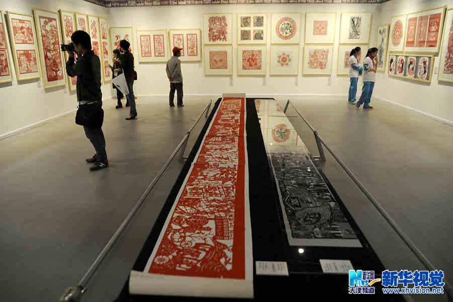 天津举办２０１４“西岸”剪纸艺术展