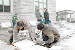 杨柳青镇主干道柳口路提升改造工程紧张进行