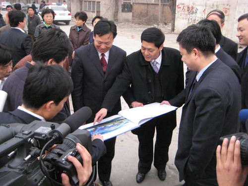 天津市副市长李文喜视察园区工作