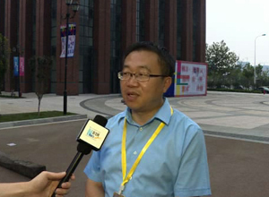 刘征：为市民提供艺术文化盛宴