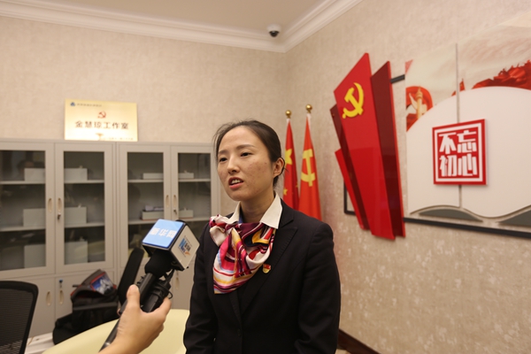 青年兴则国家兴，青年强则国家强。我们青年一代要为伟大的中国梦去奋斗。