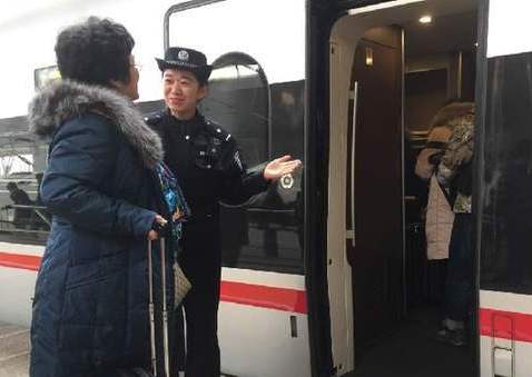 刘晓燕：为春运做好服务