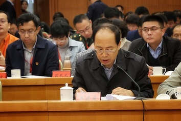 内蒙古自治区党委宣传部副部长、文明办主任乔建东发言