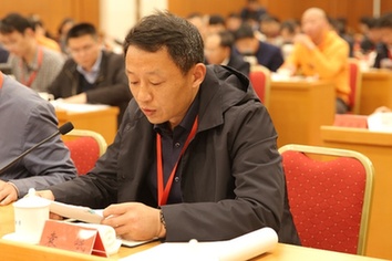 江苏省扬州市文明办志愿者工作处处长袁岷发言