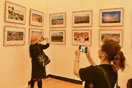 第三十一届中国华北摄影艺术展在盘山开幕