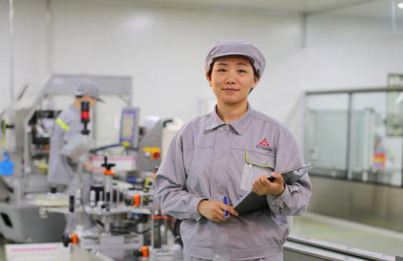 天士力工匠群像之七：以她的名字命名班组