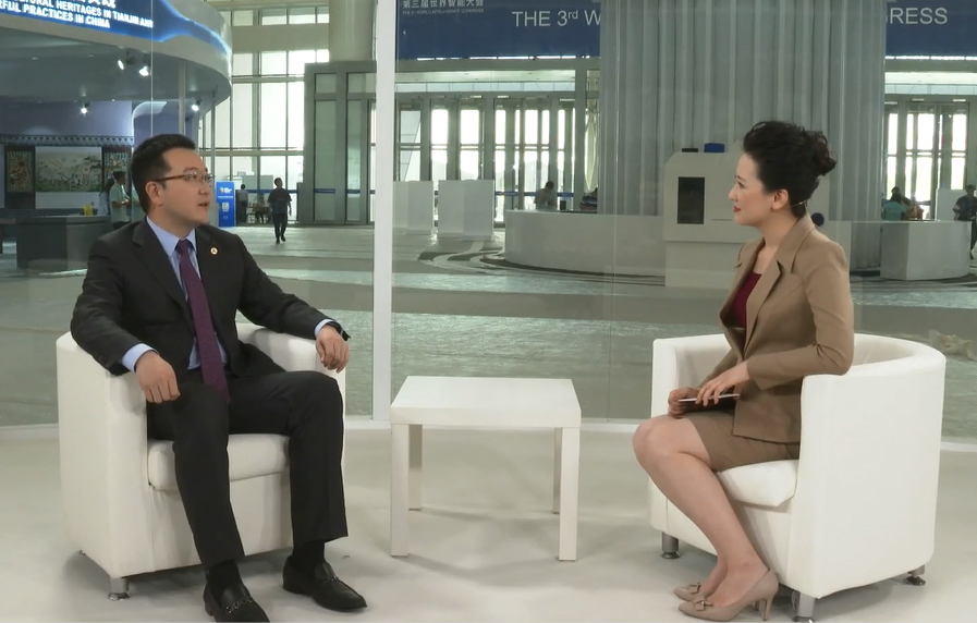 闫凯境：参展智能科技展带来精准研发、智能制造、智慧健康三亮点