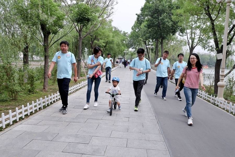 酷跑天津 水上公园全民竞走挑战赛举行