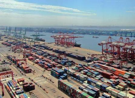 蜕变重生再启航：新中国第一家集装箱码头公司完成吸收合并