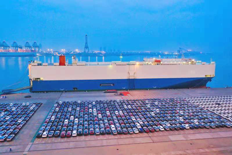 117824！天津港汽車吞吐量創月度新高