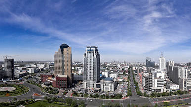 宣传贯彻十八大精神大型图片展高校巡展启动