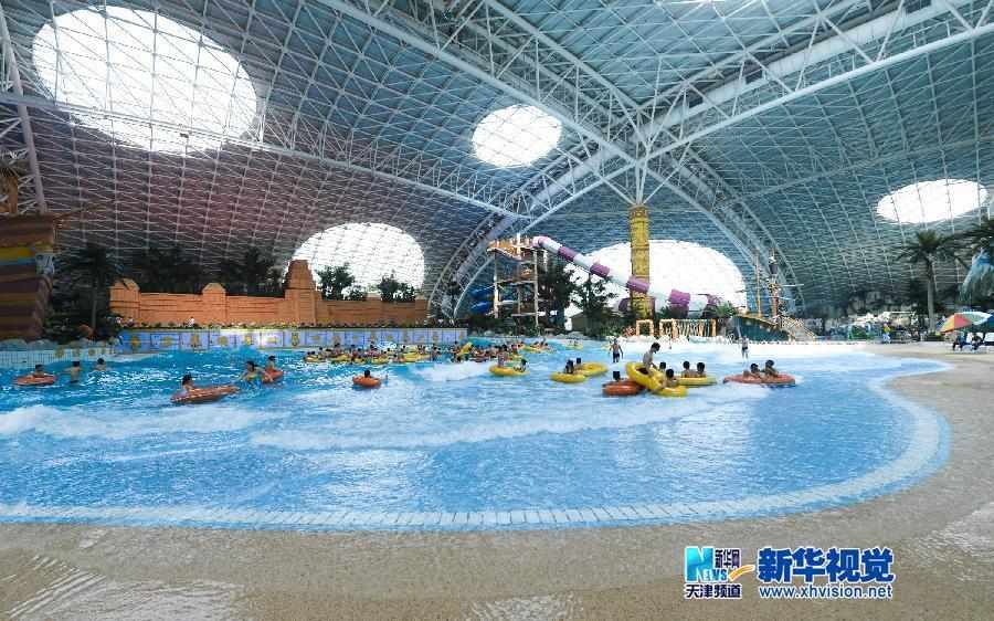 一座大型室内恒温水上主题公园在天津建成