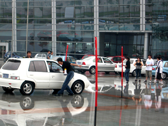 2006天津保税区空港国际汽车园夏季嘉年华