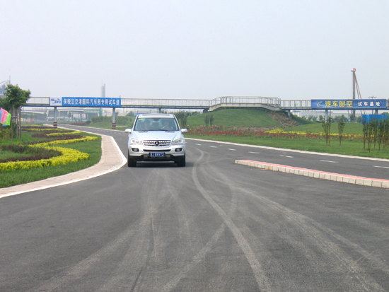 2006天津保税区空港国际汽车园夏季嘉年华