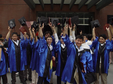 天津理工聋人工学院学生